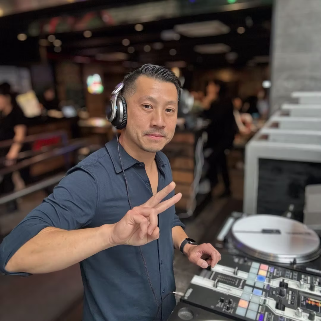 Non-Traditional Wedding DJs - Chinese Entertainment vendor