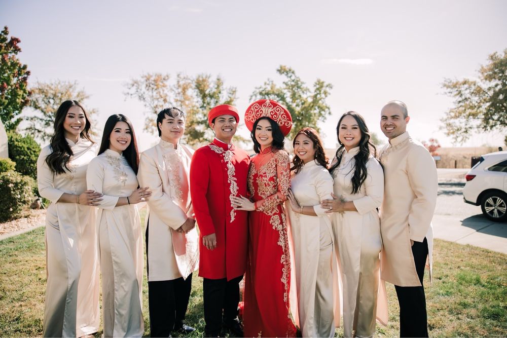 Thanh Thuy Ao Dai - Dresses & Attire vendor